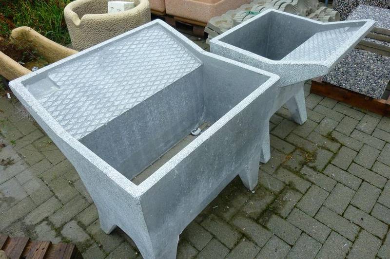 Lavello da esterno in cemento grigio cm 50x40x18h cm modello Liz